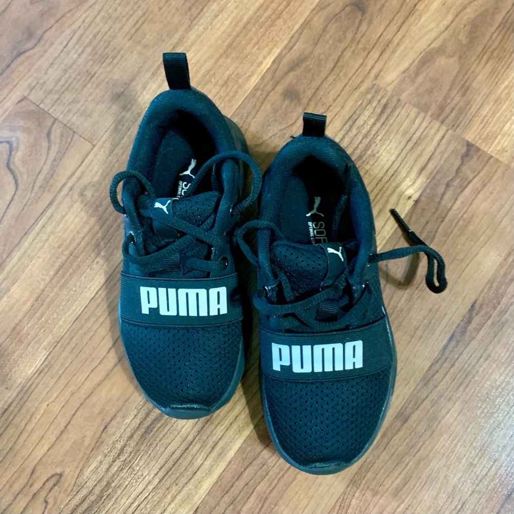 Puma Boys Soft Foam Sneakers